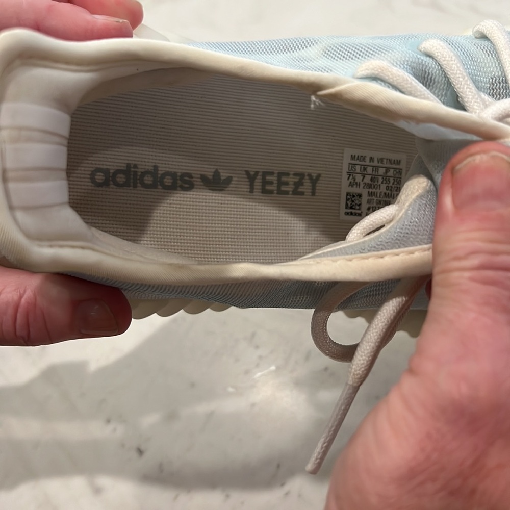 Adidas Yeezy Boost 350 V2 “Mono ICE” tennis shoes, men’s 7.5. - Picture 4 of 7